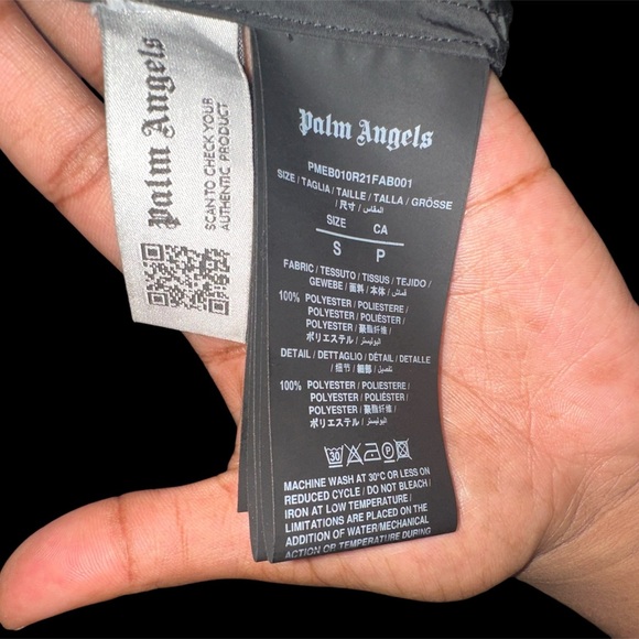 Black Palm Angles Outwear - Picture 3 of 9